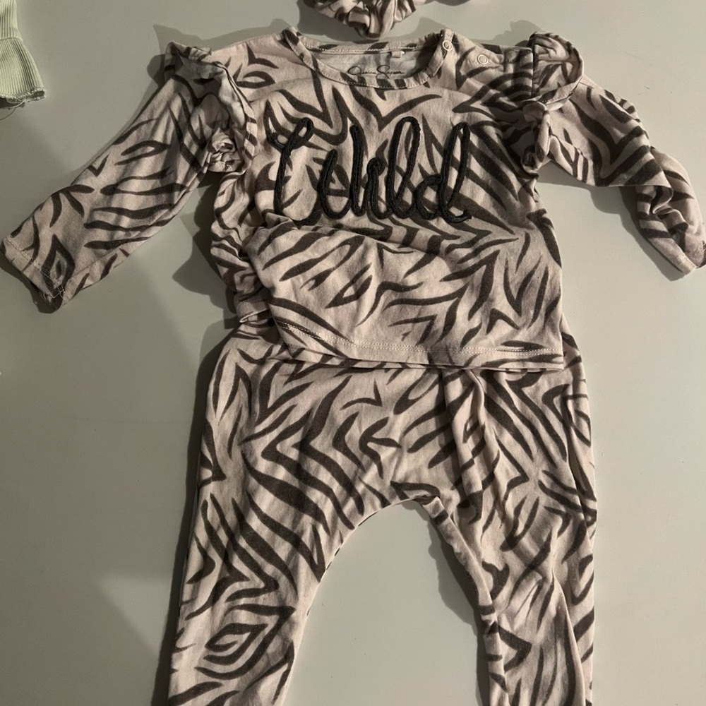 Infant bundle sets - Picture 5 of 6